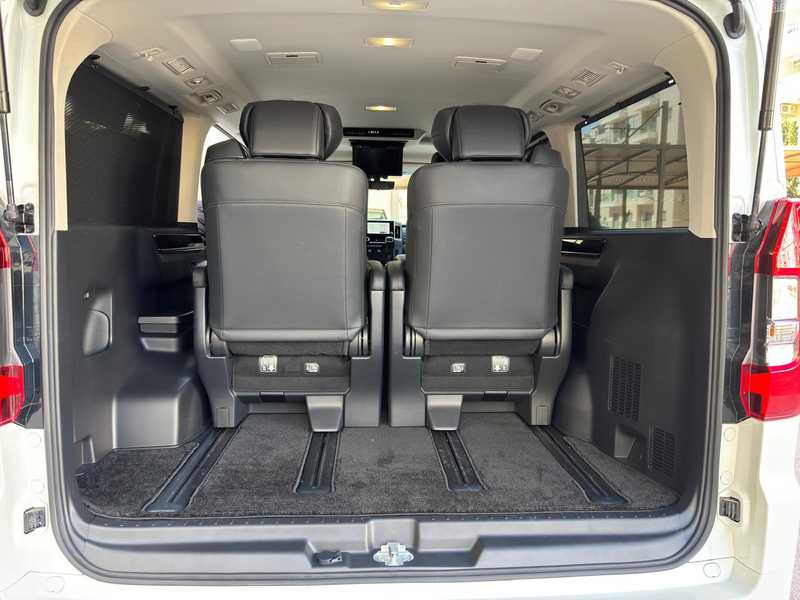 2024 Toyota Granace 2,8L 2024 Cyprus