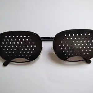 Pinhole glasses, Επαρχία Λεμεσού — Άγιος Τύχων Τουριστική Περιοχή