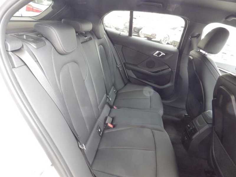 2023 BMW 1-Series 2,0L 2023 Cyprus