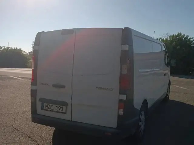 Renault Traffic 2,0L 2021, Nicosia — Palaiometocho - 4