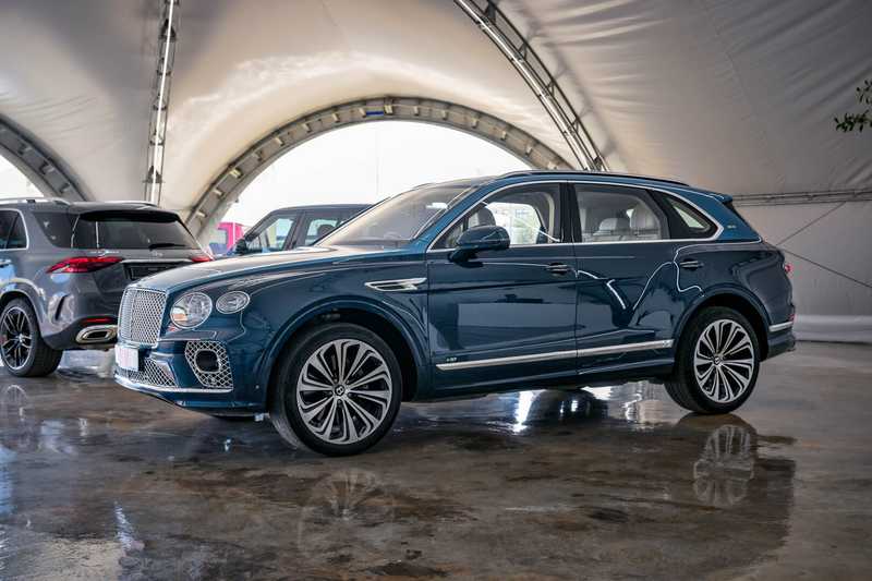 2021 Bentley Bentayga 4,0L 2021 Cyprus