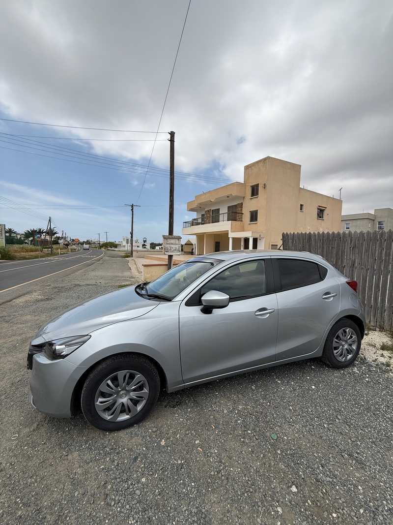 Mazda 2 1,3L 2023