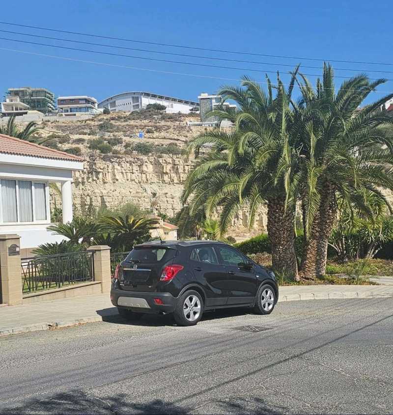 2015 Opel, Vauxhall Mokka 1,6L 2015 Cyprus