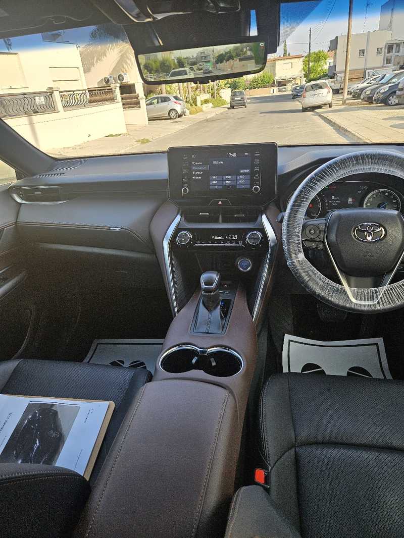 2022 Toyota Harrier 2,5L 2022 Cyprus