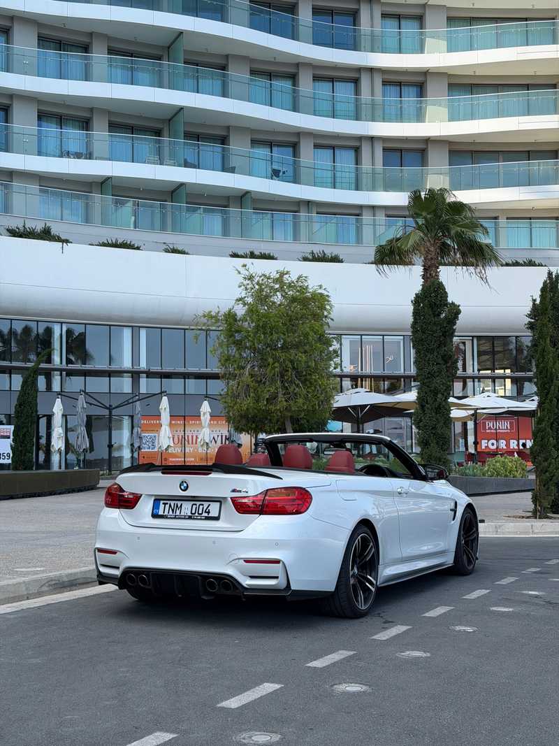 2015 BMW M4 3,0L 2015 Cyprus
