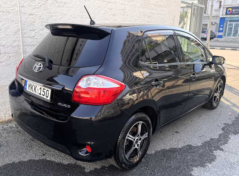 2010 Toyota Auris 1,5L 2010 Cyprus