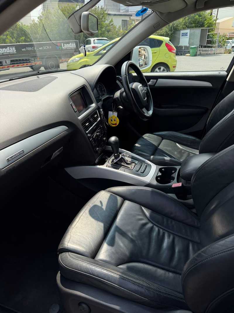 2009 Audi Q5 2,0L 2009 Cyprus