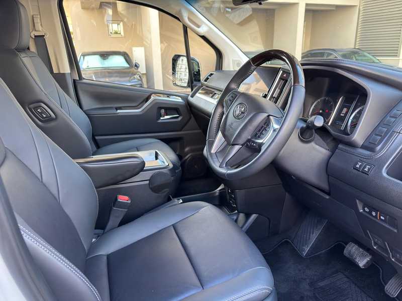 2024 Toyota Granace 2,8L 2024 Cyprus