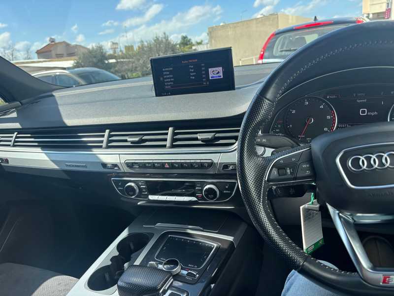 2017 Audi Q7 3,0L 2017 Cyprus