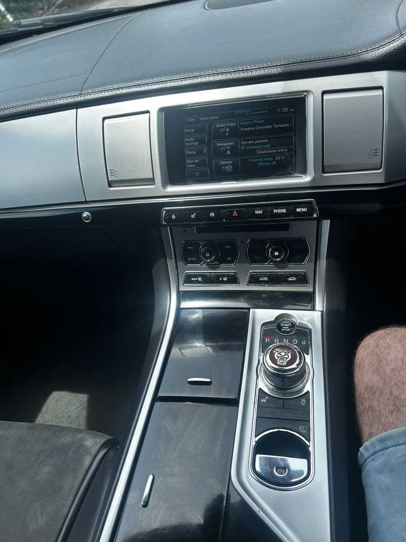 2014 Jaguar XF 2,2L 2014 Cyprus