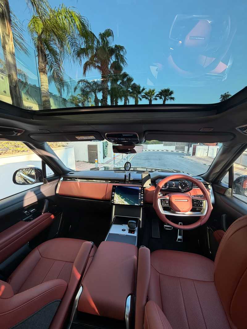 2025 Land Rover Range Rover 4,4L 2025 Cyprus