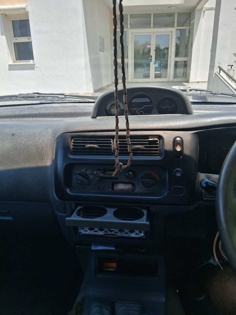 1998 Mitsubishi L200 2,5L 1998 Cyprus