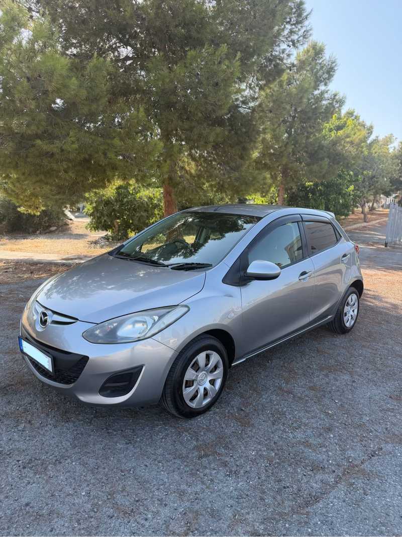 2013 Mazda Demio 1,3L 2013 Cyprus