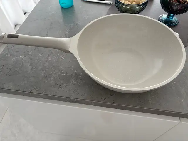 Set 2 pans and pot, Επαρχία Λεμεσού — Γερμασόγεια