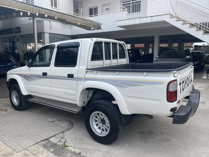 1999 Toyota Hilux 2,8L 1999 Cyprus