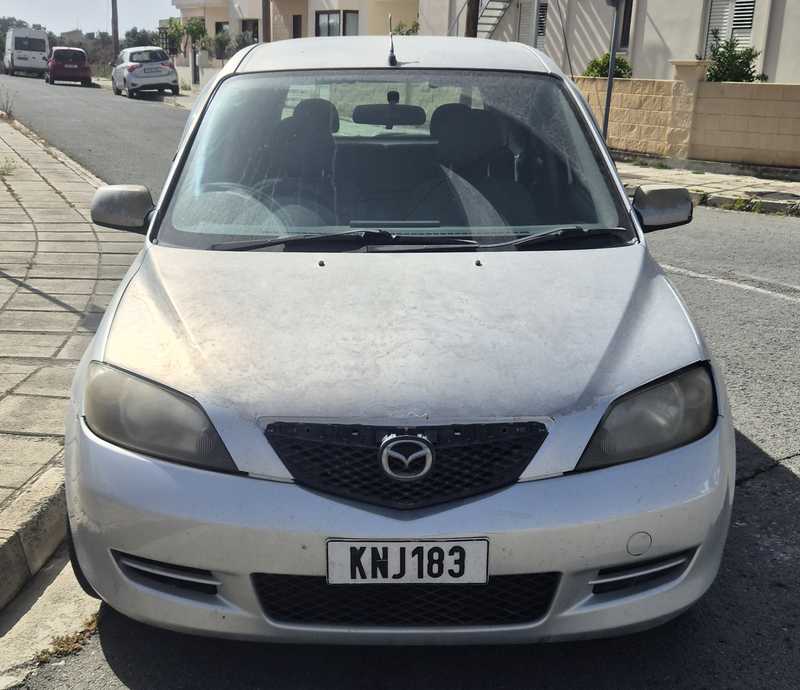 Mazda Demio 1,3L 2003