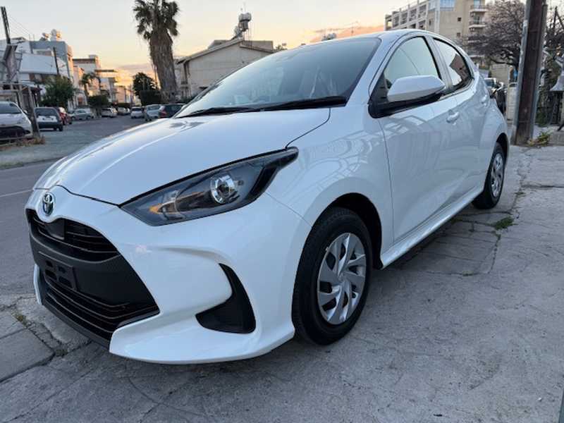 2022 Toyota Yaris 1,5L 2022 Cyprus
