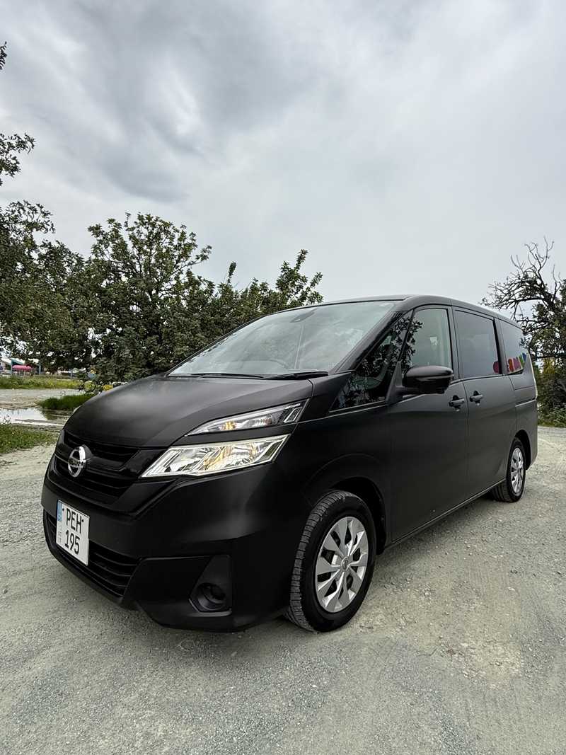 Nissan Serena 2,0L 2017