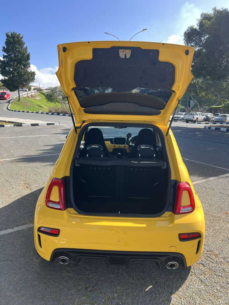 2022 Fiat Abarth 595 1,4L 2022 Cyprus
