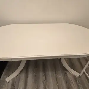 Dining table, Επαρχία Λεμεσού — Λεμεσός - Άγιος Νικόλαος