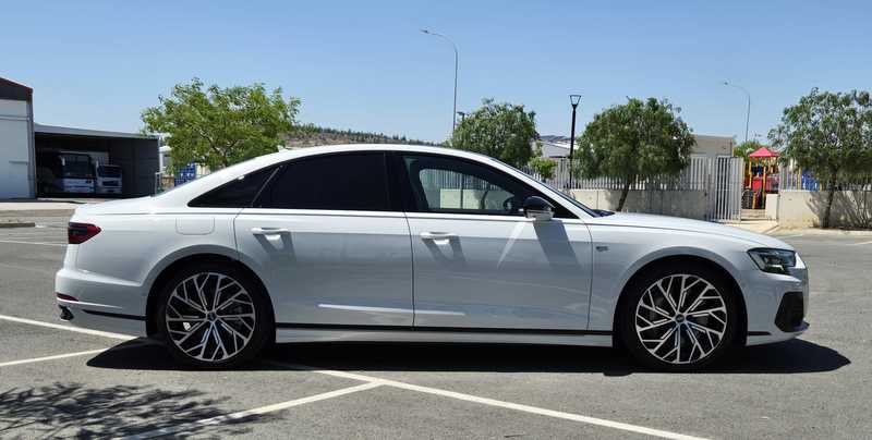 2022 Audi A8 4,0L 2022 Cyprus