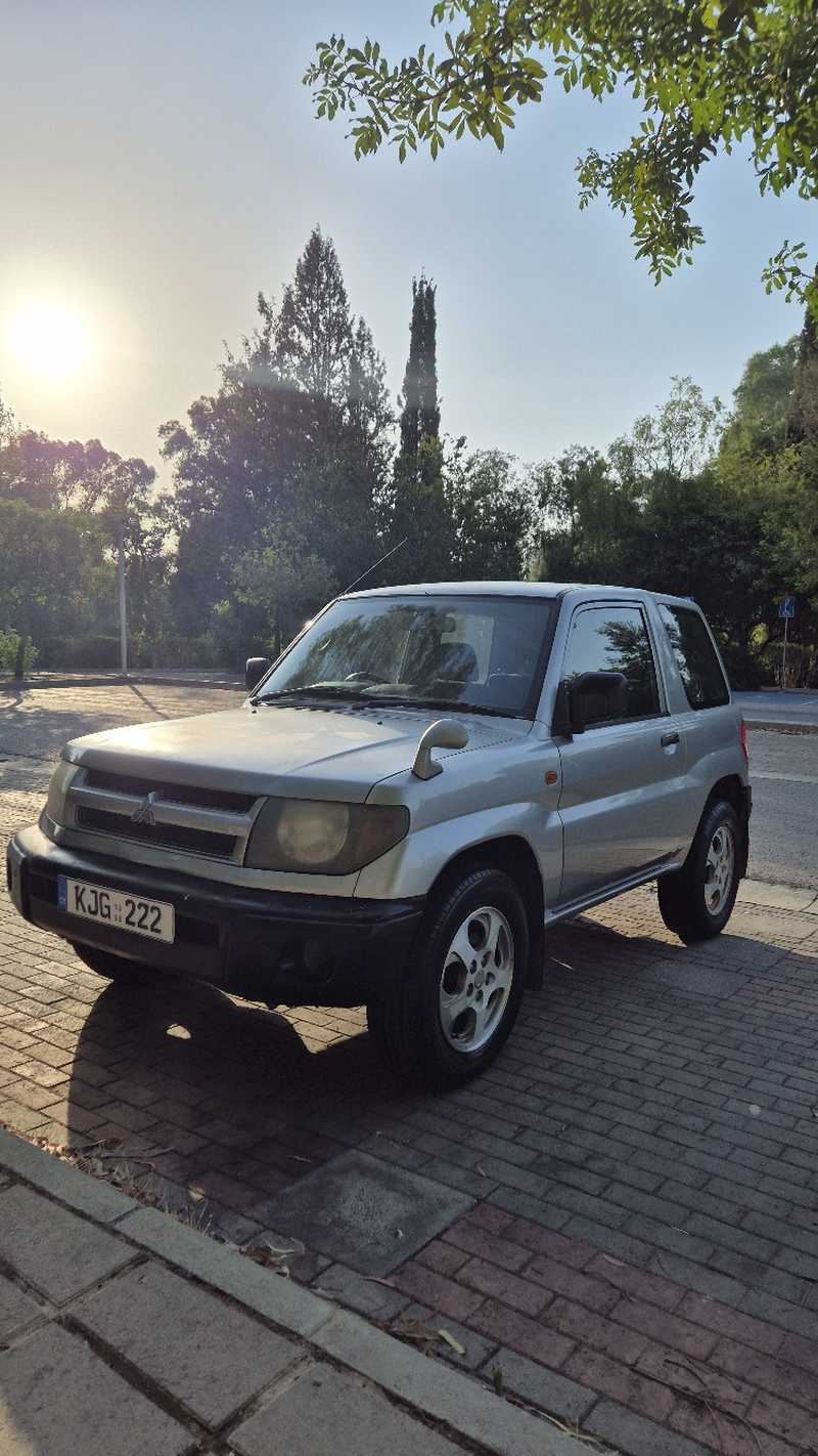 1998 Mitsubishi Pajero 1,8L 1998 Cyprus