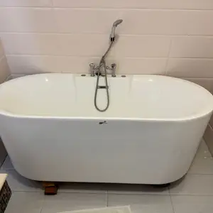 Rarely used bathtub, Famagusta — Paralimni