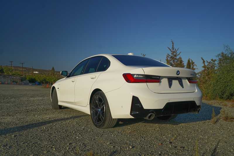 2024 BMW 3-Series 2,0L 2024 Cyprus