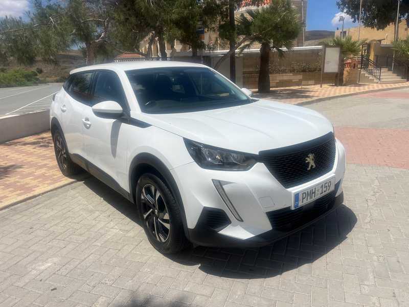 Peugeot 2008 1,2L 2021