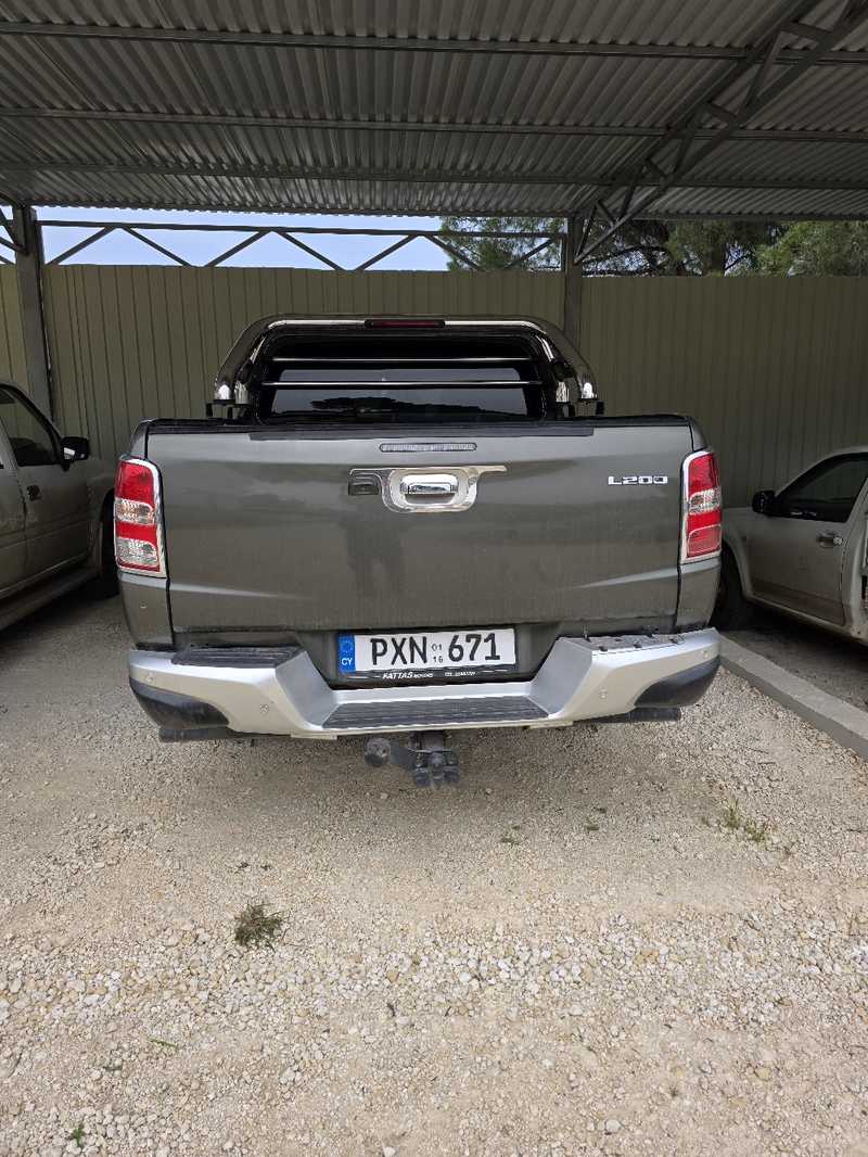 2016 Mitsubishi L200 2,5L 2016 Cyprus