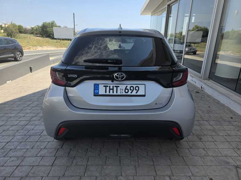 2024 Toyota Yaris 1,5L 2024 Cyprus