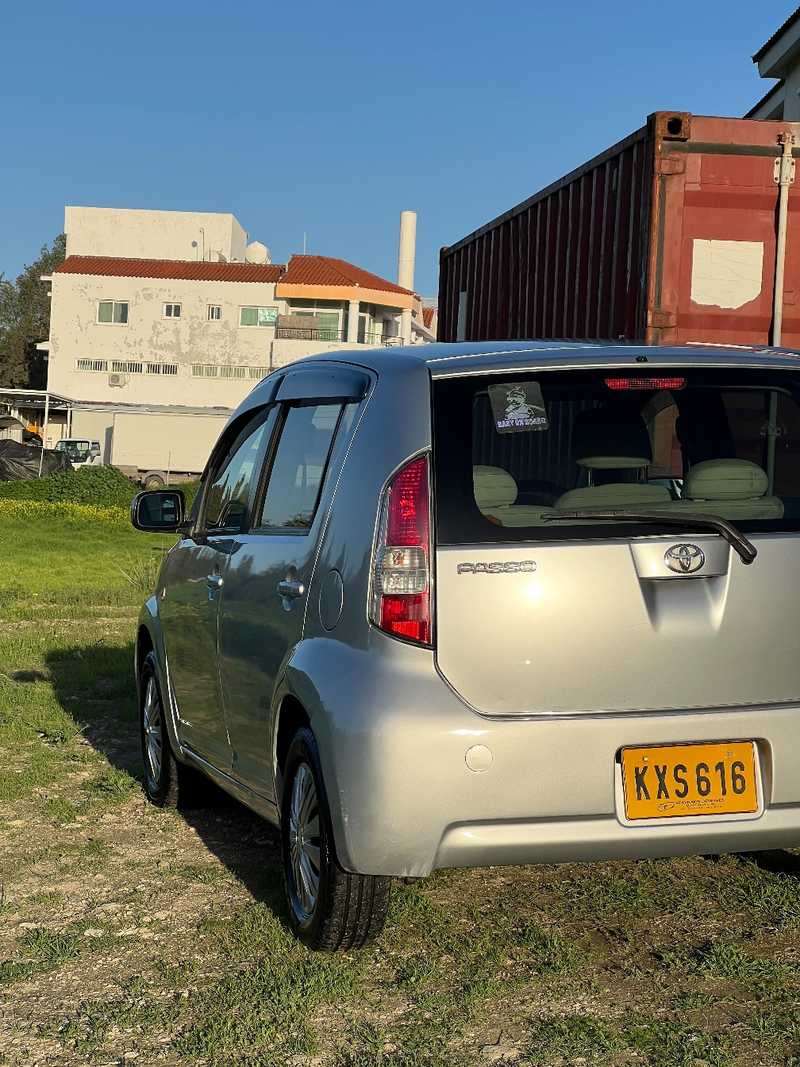2006 Toyota Passo 1,0L 2006 Cyprus