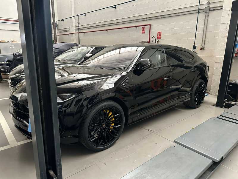 2025 Lamborghini Urus 4,0L 2025 Cyprus