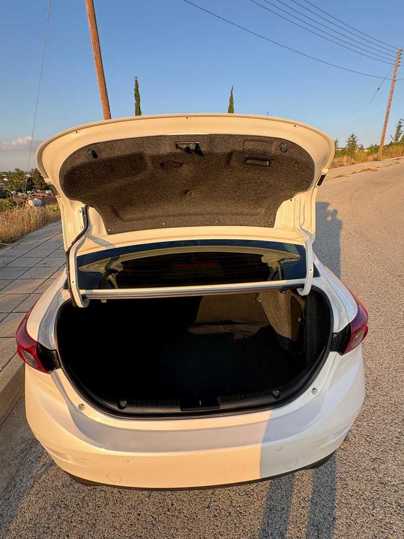 2015 Mazda 3 1,5L 2015 Cyprus