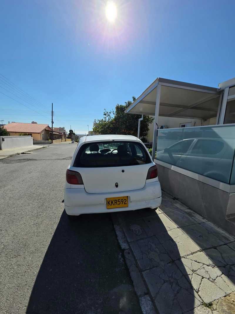2001 Toyota Vitz 1,0L 2001 Cyprus