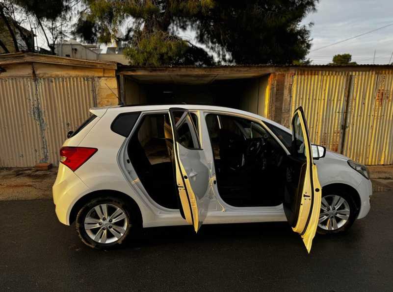 2011 Hyundai ix20 1,4L 2011 Cyprus