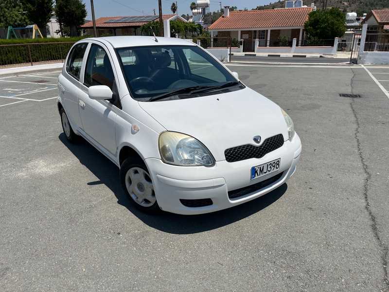 2002 Toyota Vitz 1,0L 2002 Cyprus