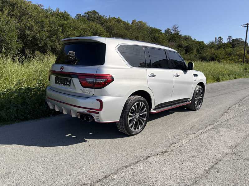 2019 Nissan Patrol 5,8L 2019 Cyprus