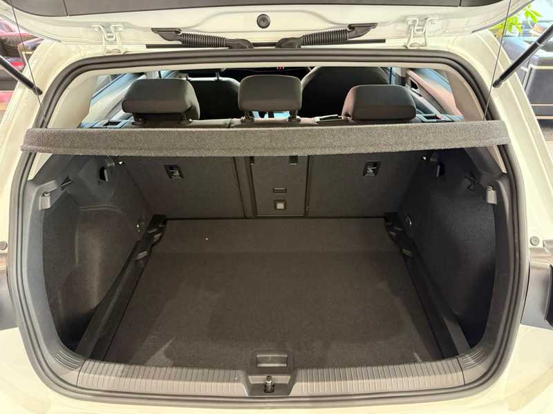 2023 Volkswagen Golf 2,0L 2023 Cyprus