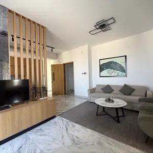 3-bedroom penthouse to rent, Paphos — Paphos - Universal