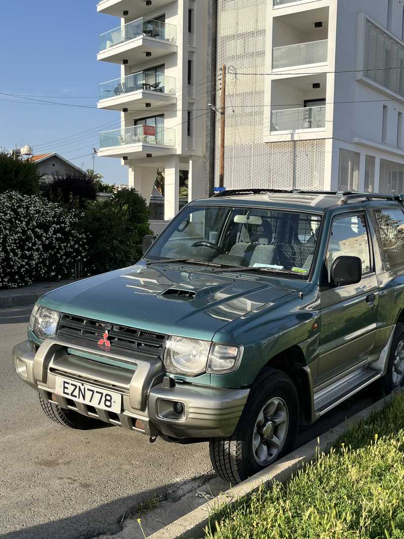 2000 Mitsubishi Pajero 2,8L 2000 Cyprus