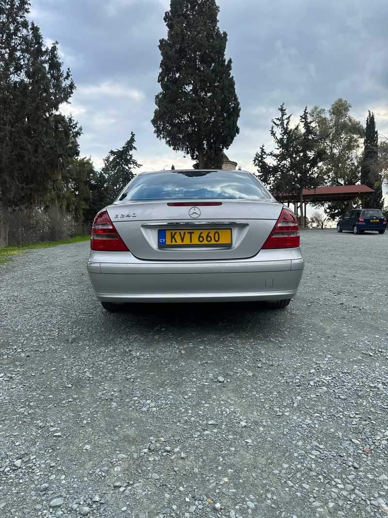 2004 Mercedes-Benz E-Class 2,6L 2004 Cyprus