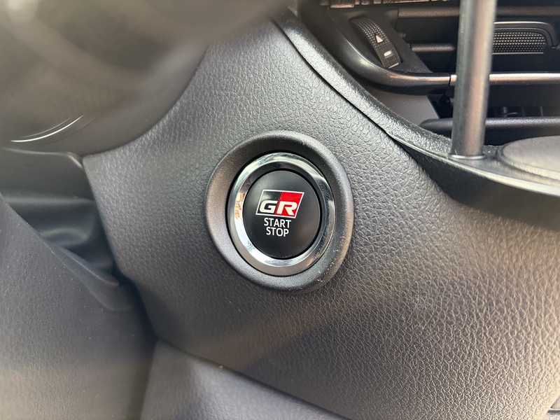 2020 Toyota C-HR 1,8L 2020 Cyprus