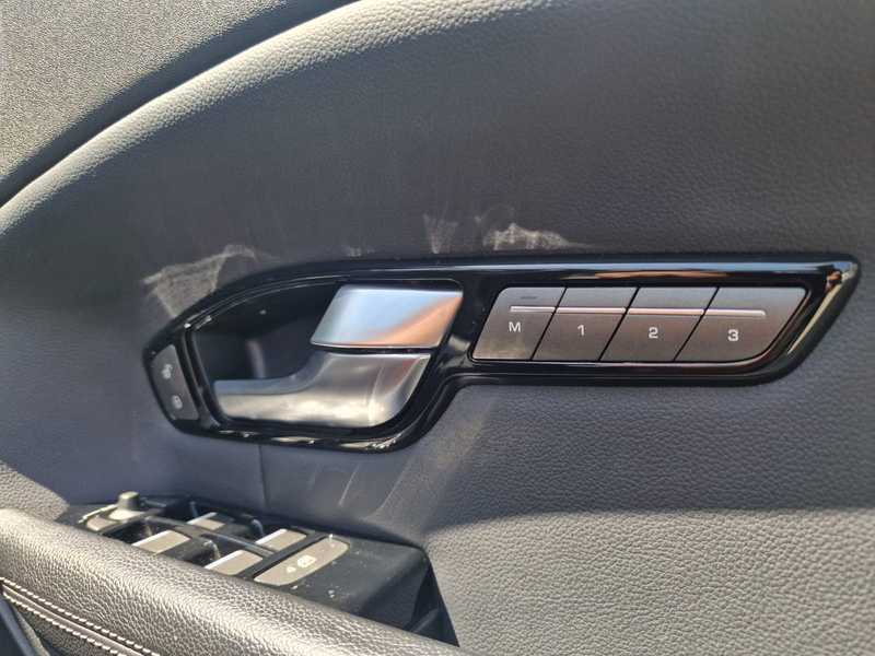 2017 Land Rover Range Rover Evoque 2,0L 2017 Cyprus