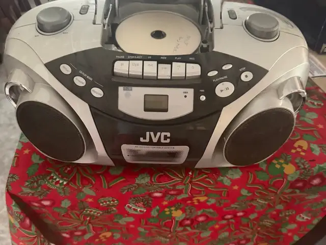 Jvc cd player / radio / cassette, Limassol — Agios Athanasios