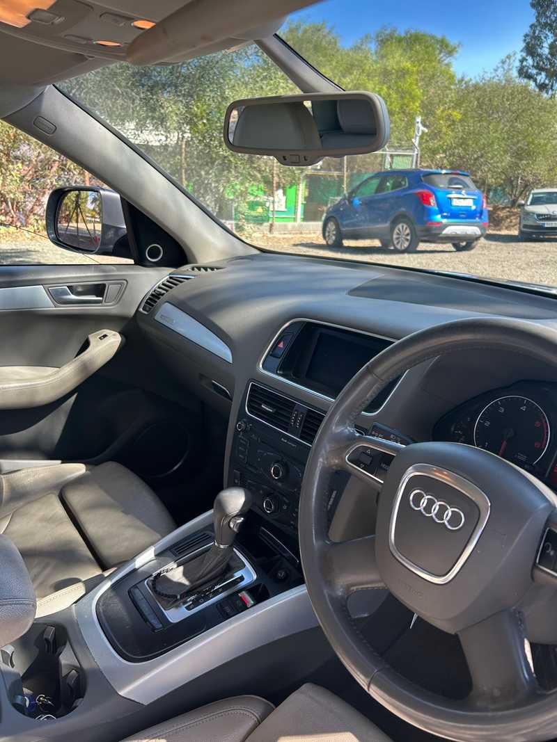 2009 Audi Q5 2,0L 2009 Cyprus