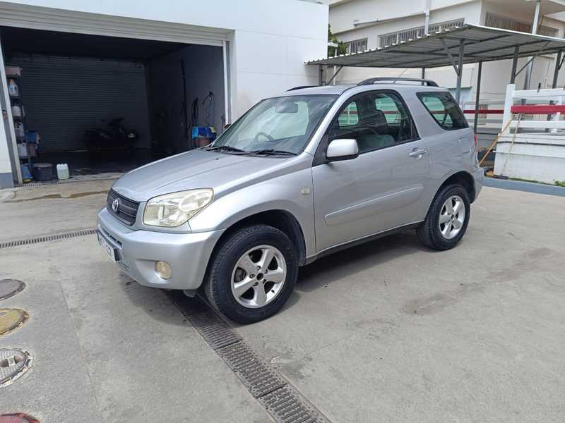 2004 Toyota RAV4 2,0L 2004 Cyprus