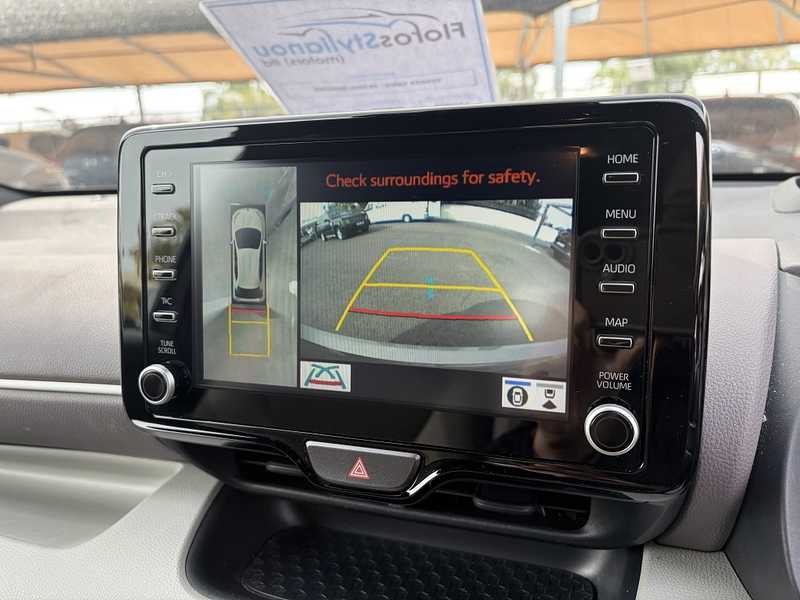 2022 Toyota Yaris 1,5L 2022 Cyprus
