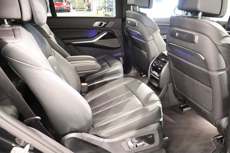 2025 BMW X7 3,0L 2025 Cyprus