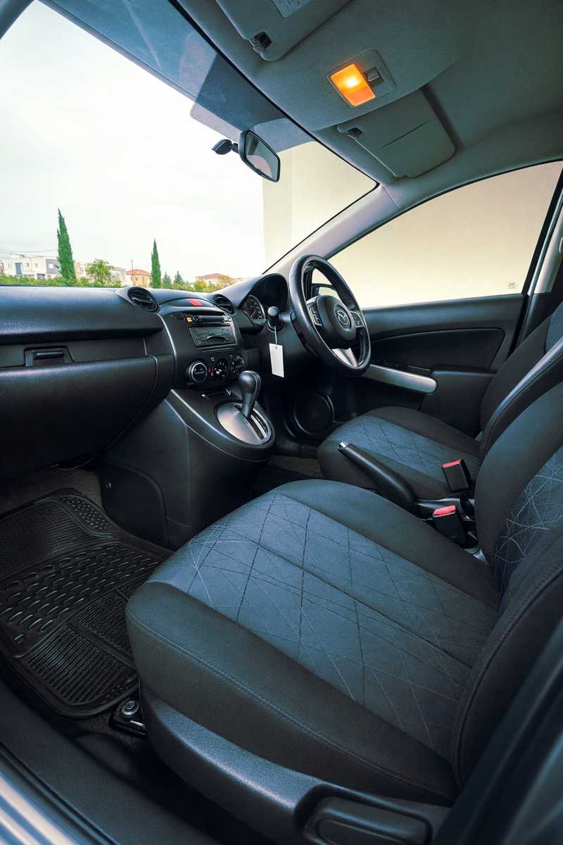 2013 Mazda Demio 1,3L 2013 Cyprus